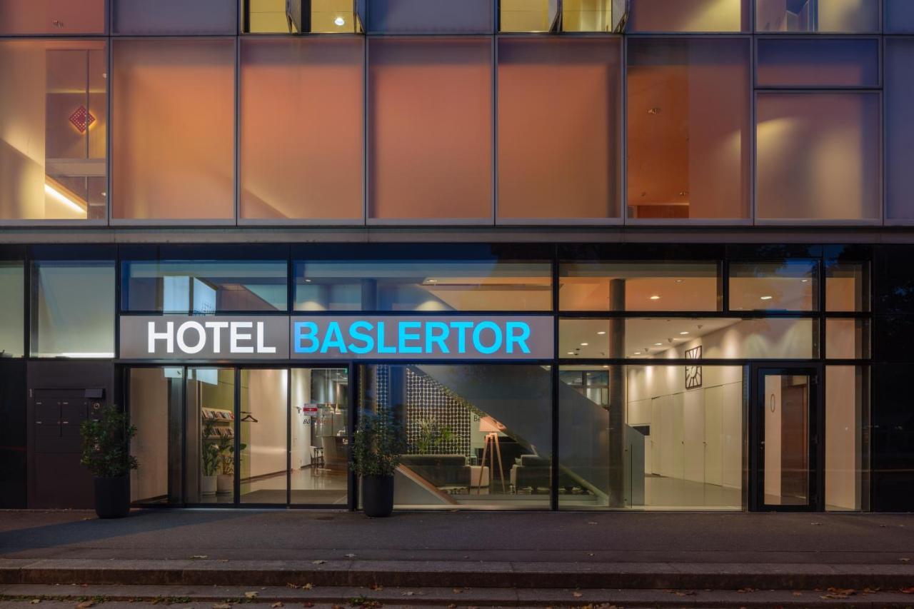 BASLERTOR SWISS QUALITY HOTEL МУТТЕНЦ